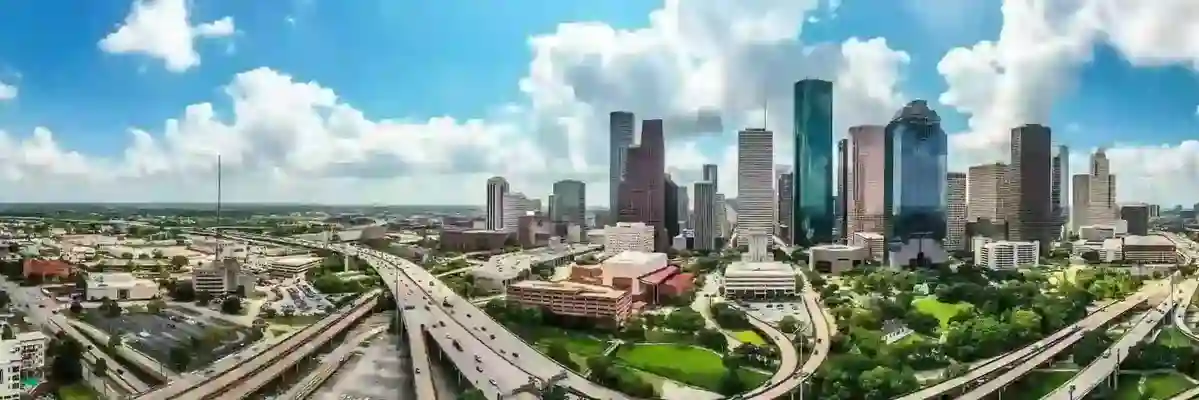 Houston skyline representing one of LanYap Pest Control's service area.